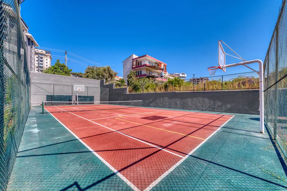 Tennis